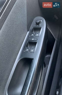 Универсал Volkswagen Passat 2010 в Коростене