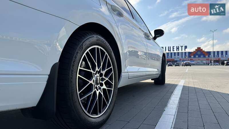 Универсал Volkswagen Passat 2020 в Бершади