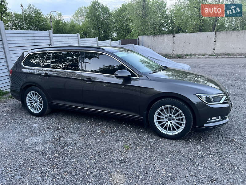 Универсал Volkswagen Passat 2016 в Кривом Роге