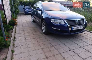 Універсал Volkswagen Passat 2009 в Брусилові