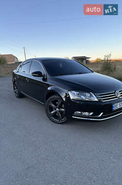 Седан Volkswagen Passat 2011 в Николаеве