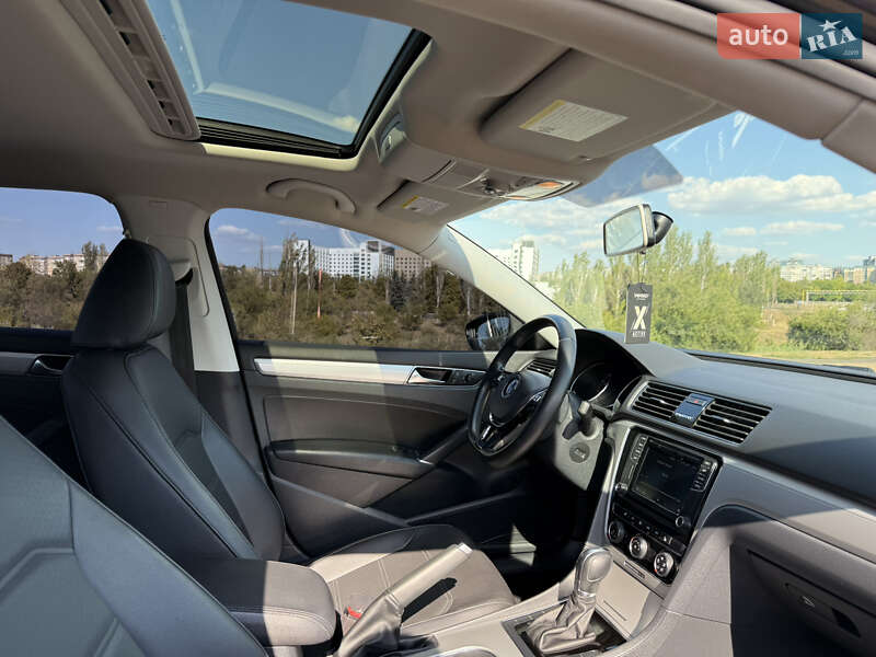 Седан Volkswagen Passat 2018 в Кривому Розі