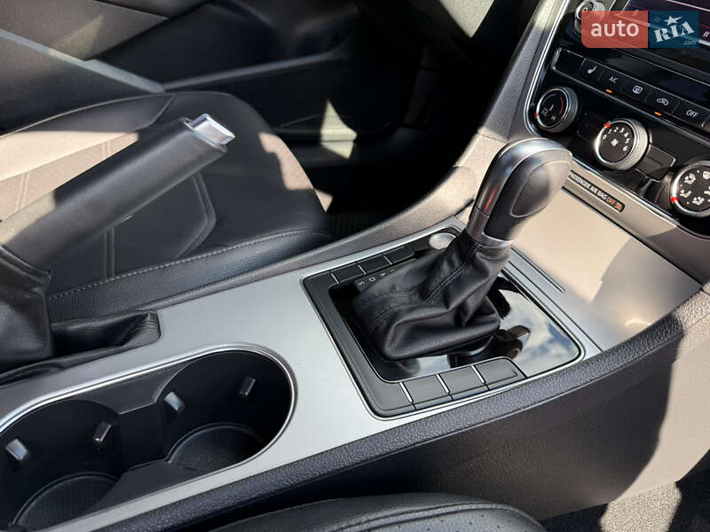Седан Volkswagen Passat 2018 в Кривому Розі