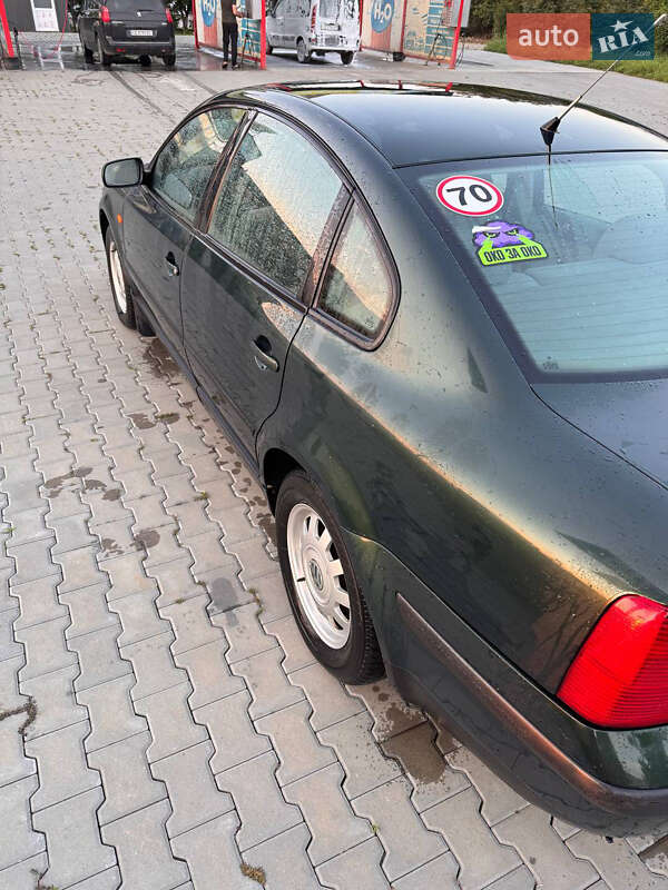 Седан Volkswagen Passat 1996 в Черновцах фото 4 Седан Volkswagen Passat 1996 в Черновцах