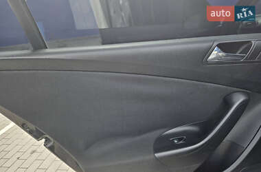 Седан Volkswagen Passat 2009 в 