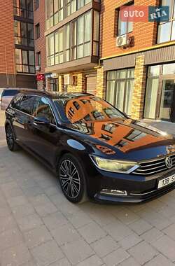Универсал Volkswagen Passat 2015 в Ивано-Франковске