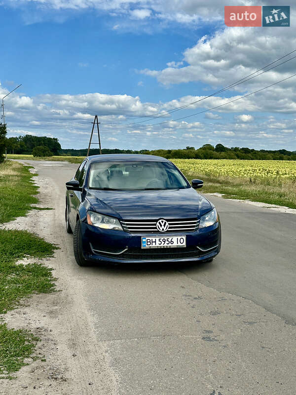 Седан Volkswagen Passat 2013 в Полтаве фото Седан Volkswagen Passat 2013 в Полтаве
