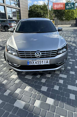 Седан Volkswagen Passat 2012 в Хмельницком