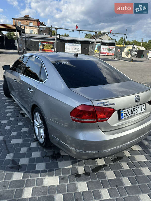 Седан Volkswagen Passat 2012 в Хмельницькому