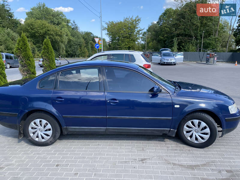 Седан Volkswagen Passat 1997 в Тернополе