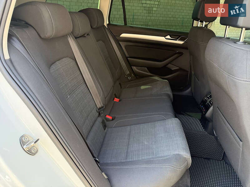 Універсал Volkswagen Passat 2018 в Коломиї