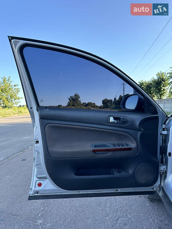 Седан Volkswagen Passat 2005 в Бердичеве