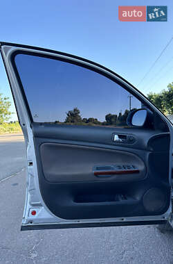 Седан Volkswagen Passat 2005 в  фото 18 Седан Volkswagen Passat 2005 в