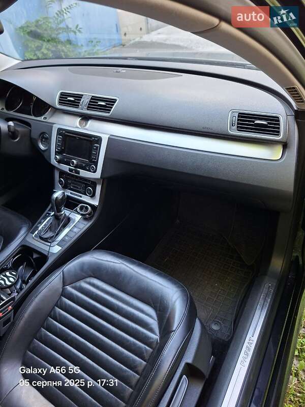 Универсал Volkswagen Passat 2011 в Киеве фото 12 Универсал Volkswagen Passat 2011 в Киеве