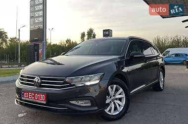 Універсал Volkswagen Passat 2020 в Дубні