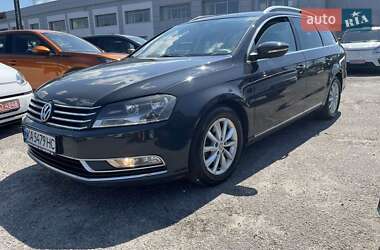 Универсал Volkswagen Passat 2012 в Киеве