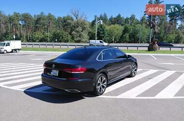 Седан Volkswagen Passat 2020 в Києві