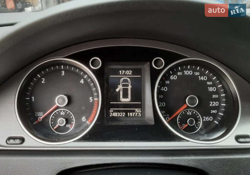 Универсал Volkswagen Passat 2014 в Черновцах