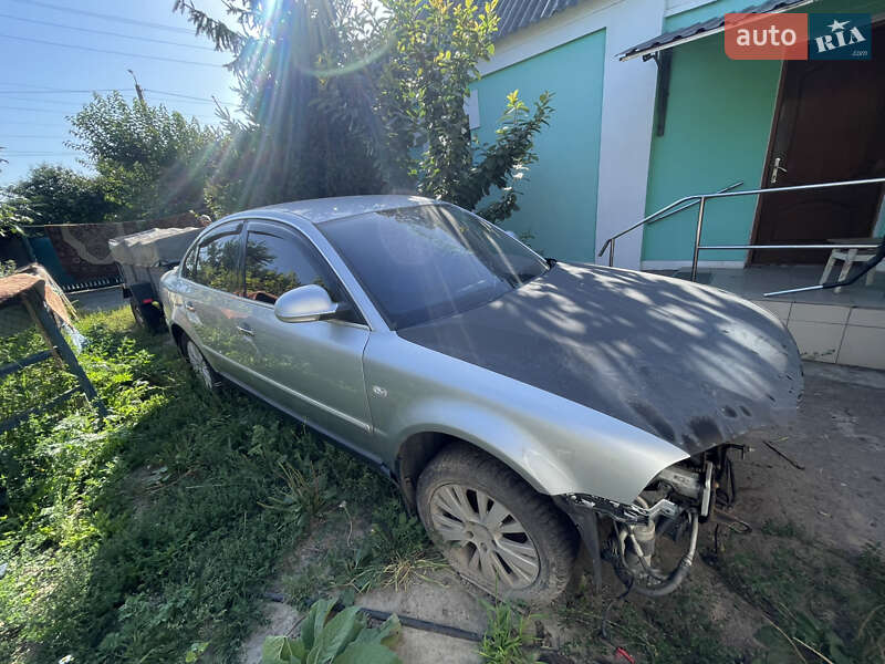 Volkswagen Passat 2003