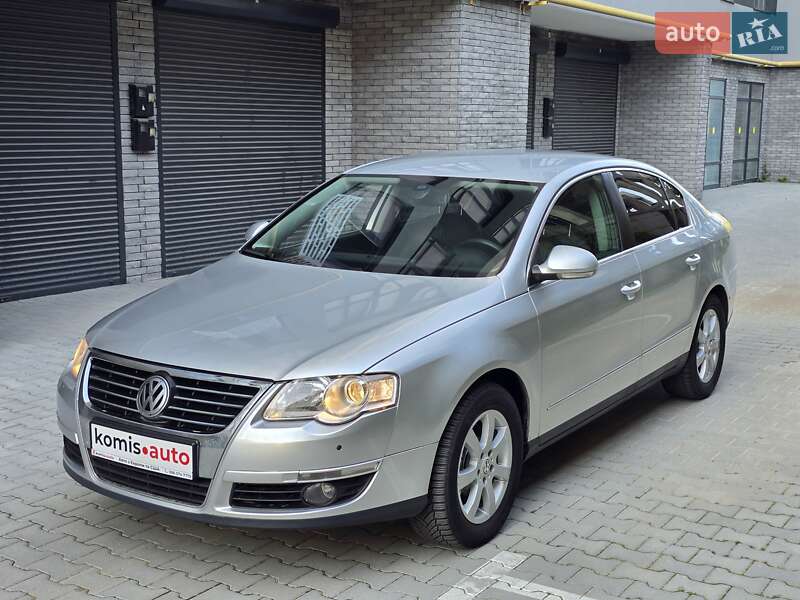 Седан Volkswagen Passat 2008 в Хмельницком