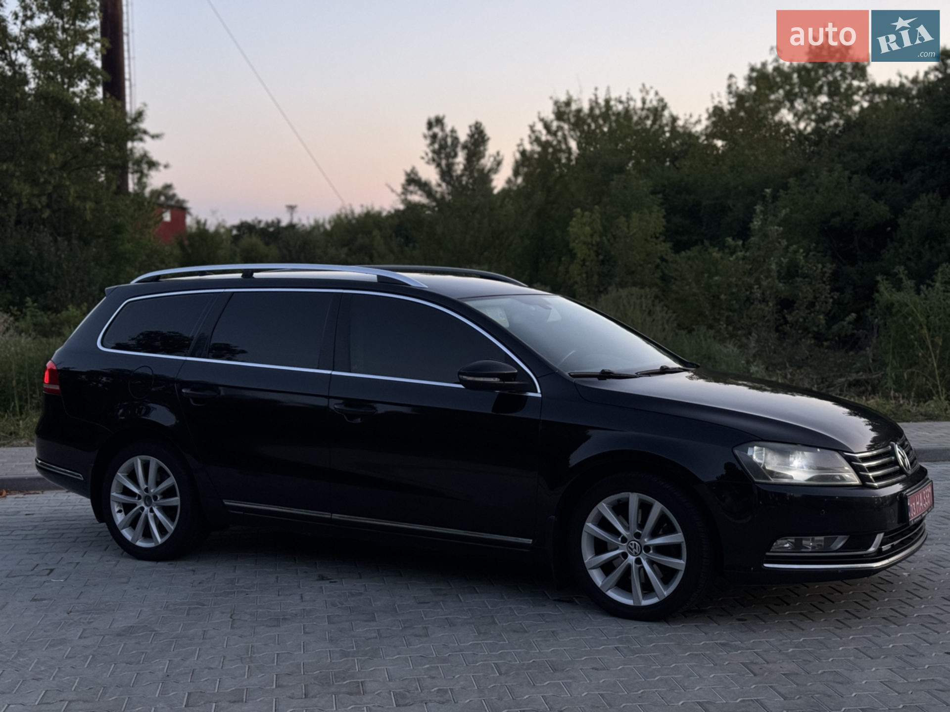 2010 Volkswagen Passat - мініатюра 9
