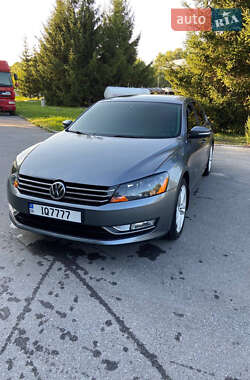 Седан Volkswagen Passat 2013 в Житомирі