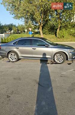 Седан Volkswagen Passat 2017 в 