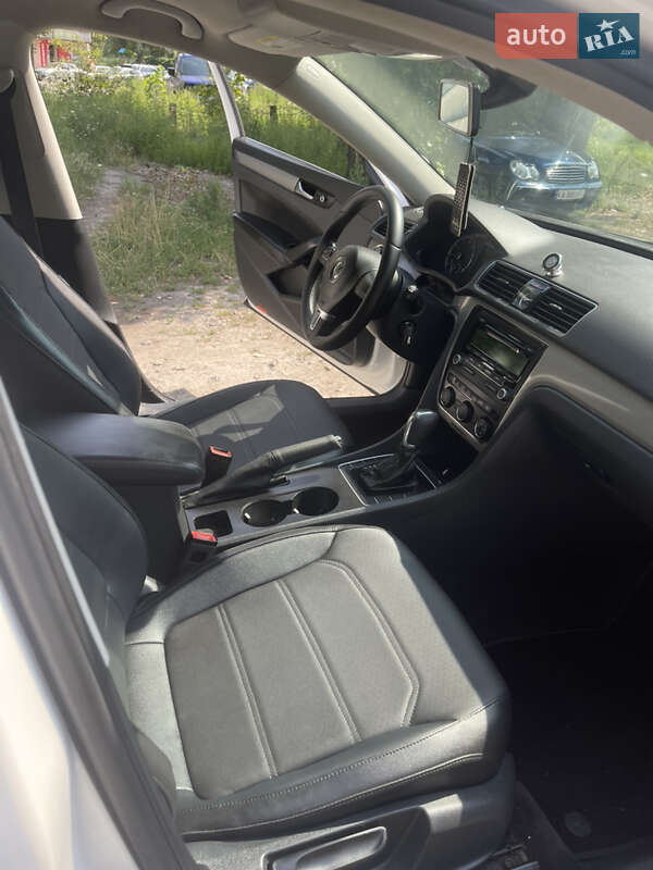 Седан Volkswagen Passat 2013 в Киеве фото 8 Седан Volkswagen Passat 2013 в Киеве