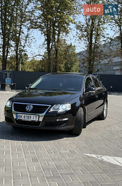 Седан Volkswagen Passat 2008 в Новомосковську
