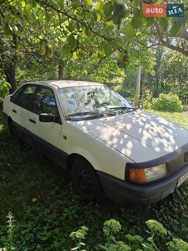 Седан Volkswagen Passat 1991 в Броварах