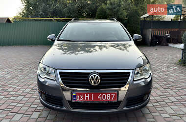 Универсал Volkswagen Passat 2008 в Хороле
