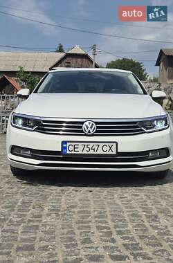 Седан Volkswagen Passat 2015 в Кельменцах