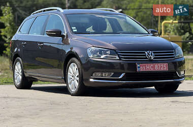 Універсал Volkswagen Passat 2011 в Новій Водолагі