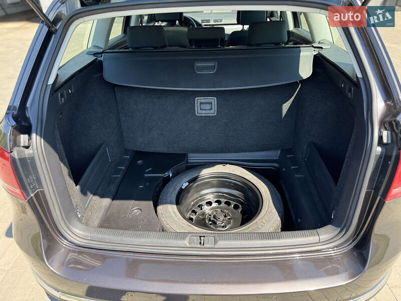Універсал Volkswagen Passat 2011 в Новій Водолагі фото 30 Універсал Volkswagen Passat 2011 в Новій Водолагі