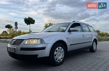 Универсал Volkswagen Passat 2000 в Львове