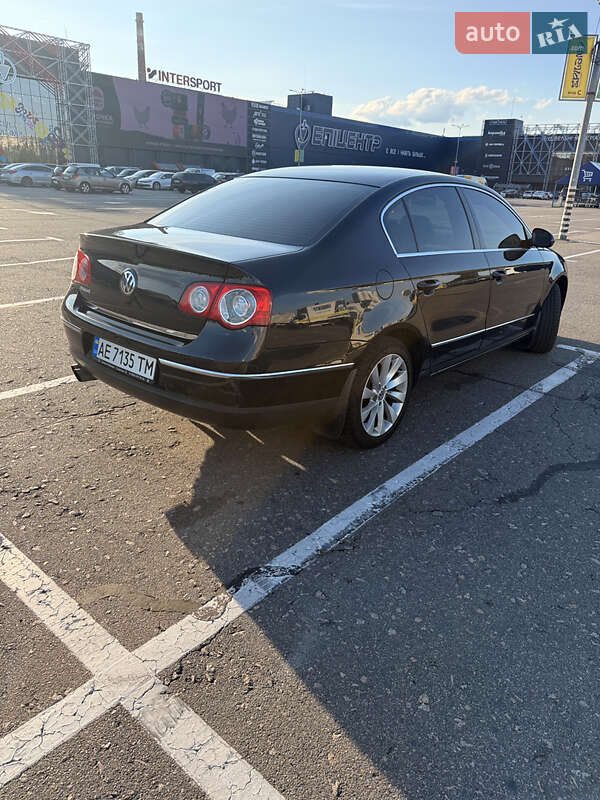 Седан Volkswagen Passat 2008 в Києві