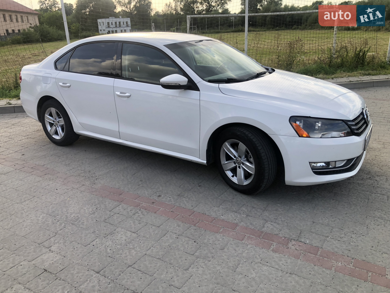 2011 Volkswagen Passat - мініатюра 25
