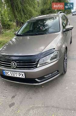 Универсал Volkswagen Passat 2011 в Львове