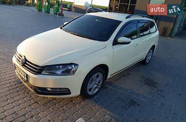 Универсал Volkswagen Passat 2013 в Каменец-Подольском