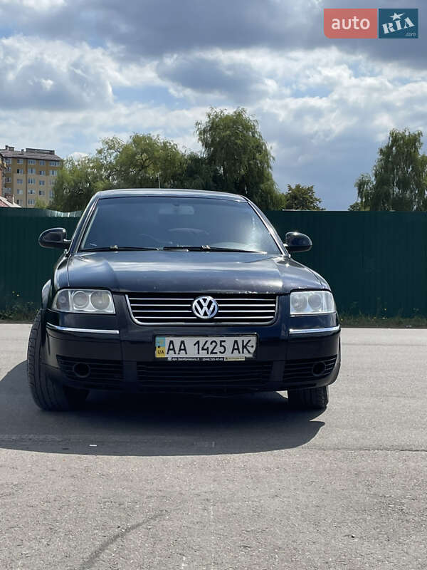 Седан Volkswagen Passat 2002 в Івано-Франківську