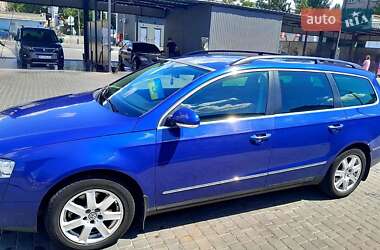 Універсал Volkswagen Passat 2006 в Запоріжжі
