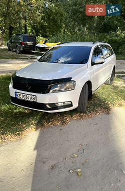 Универсал Volkswagen Passat 2011 в Сумах
