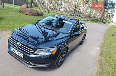 Седан Volkswagen Passat 2012 в Житомирі