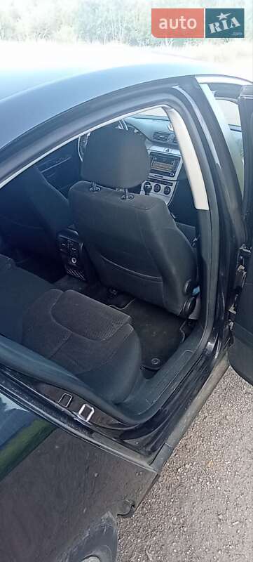 Седан Volkswagen Passat 2008 в Дрогобичі