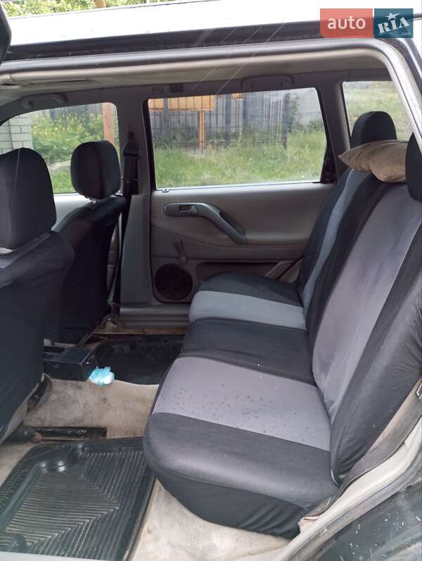 Универсал Volkswagen Passat 1994 в Днепре