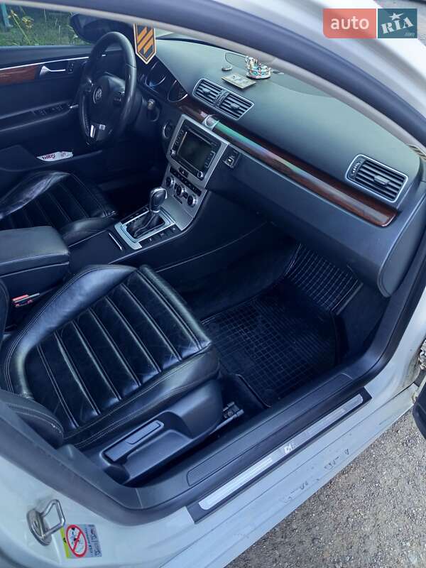 Универсал Volkswagen Passat 2010 в Кропивницком фото 13 Универсал Volkswagen Passat 2010 в Кропивницком