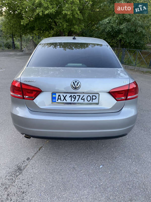 Седан Volkswagen Passat 2013 в Киеве