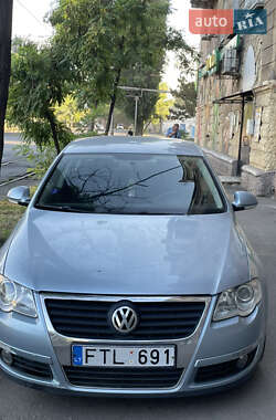 Седан Volkswagen Passat 2007 в Одессе