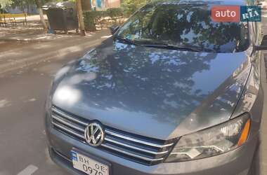 Седан Volkswagen Passat 2013 в Южном
