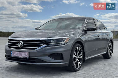Седан Volkswagen Passat 2021 в Дубні